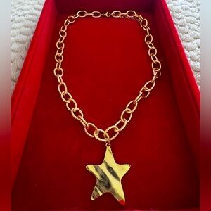 Star necklace good tone hammered style